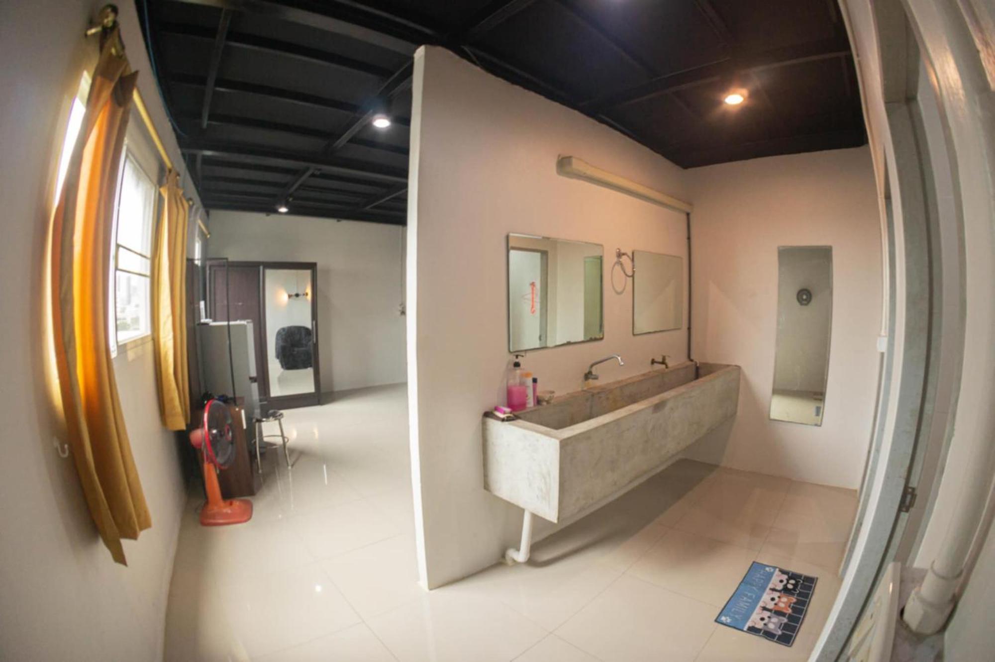 Baan1668 Hometel Near Chinatown One Bangkok Exterior photo